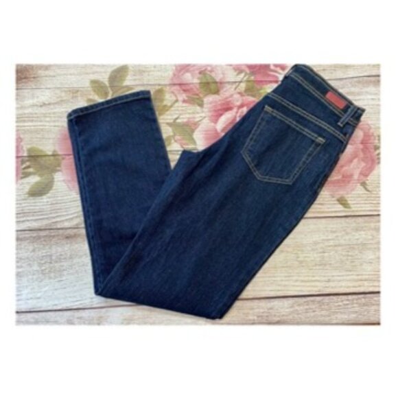 Gloria Vanderbilt Amanda style jeans. Size 10 - Picture 1 of 2